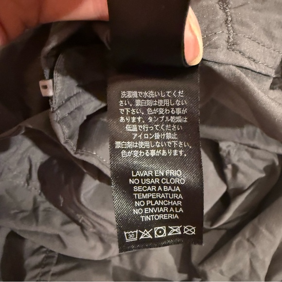 Roark Packable Shell Jacket Mens Large Gray Hooded Lightweight Windbreaker - Picture 8 of 9